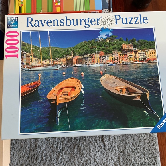 EUC JIGSAW PUZZLES !! Done 1 time. $8 each - Picture 4 of 13